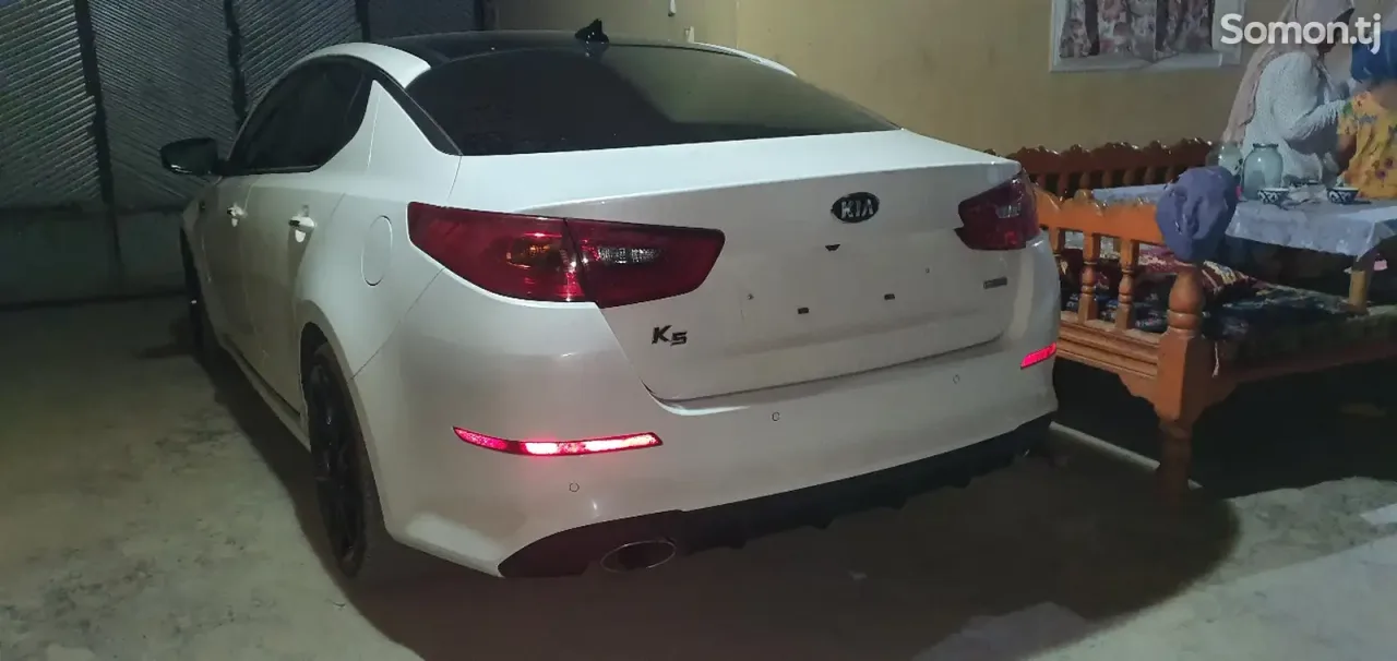 Kia K5 2014 · 2.0 AT