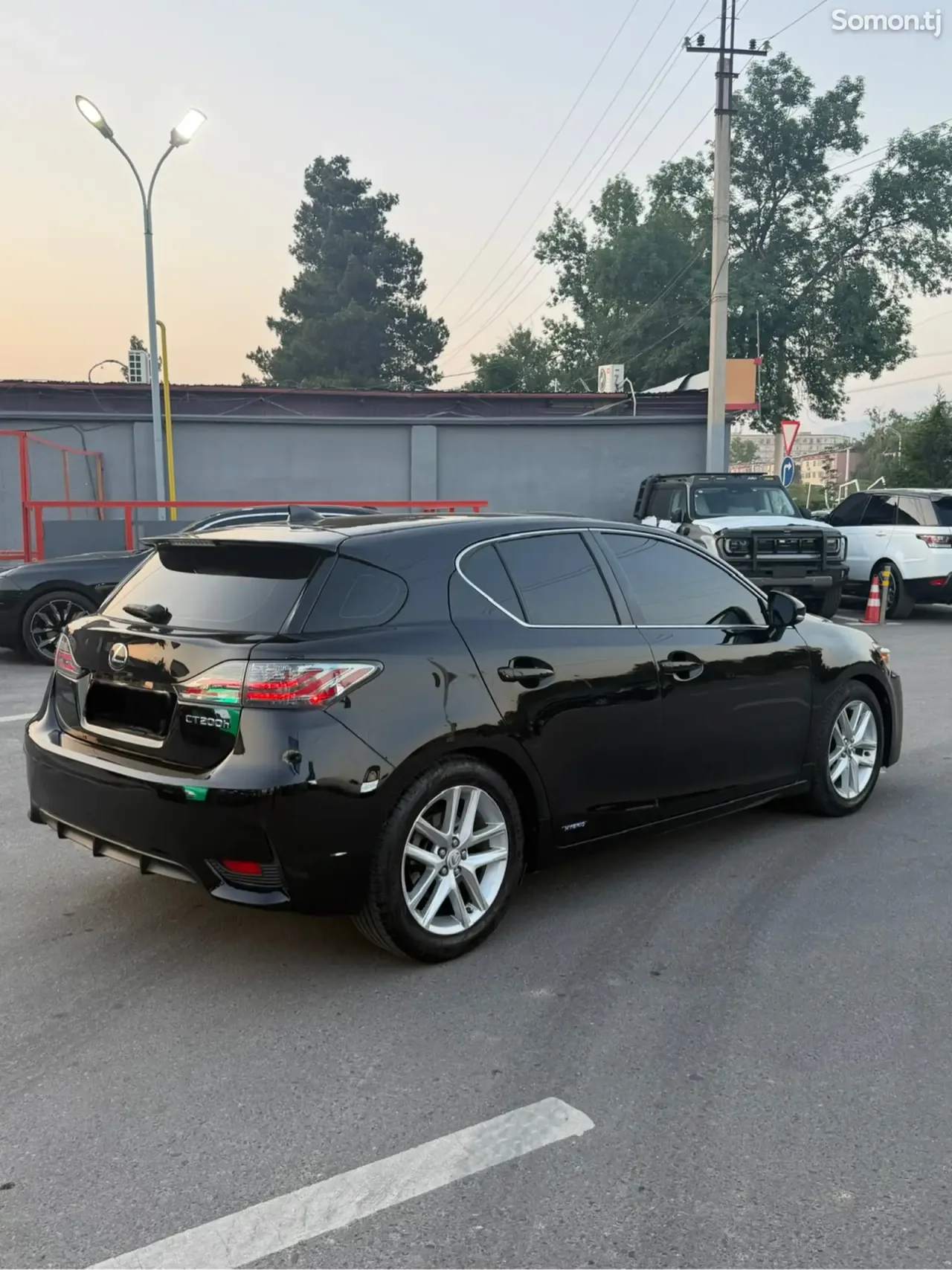 Lexus CT series 2015 · 1.8 CVT