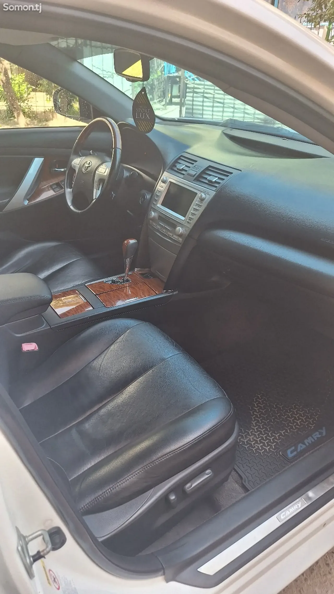 Toyota Camry 2011 · 3.5 AT