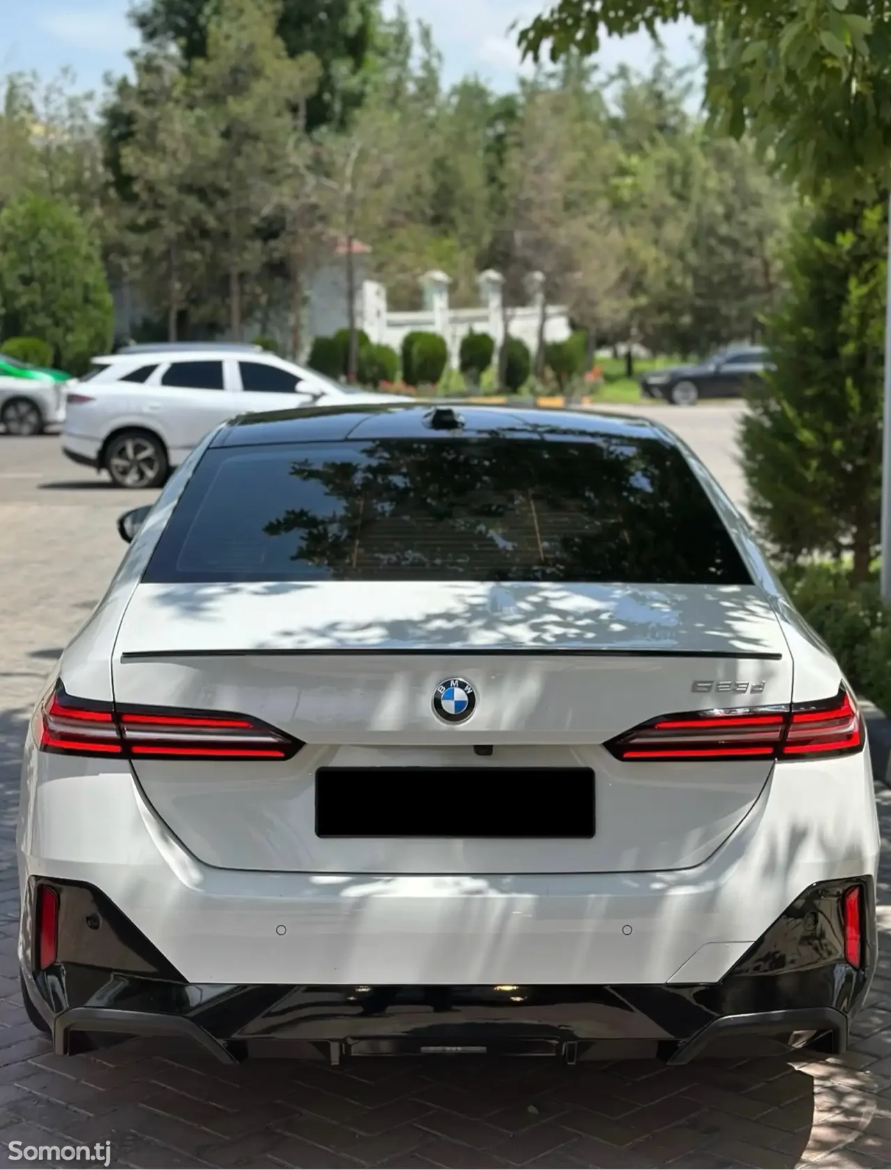 BMW 5 series 2023 · 2.3 AT