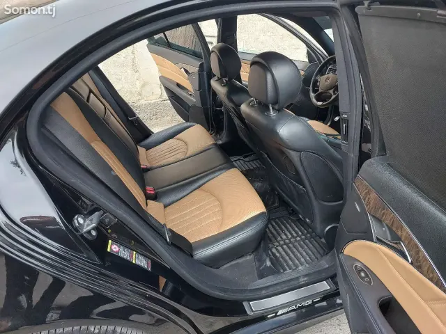 Mercedes-Benz E class 2007 · 3.5 AT