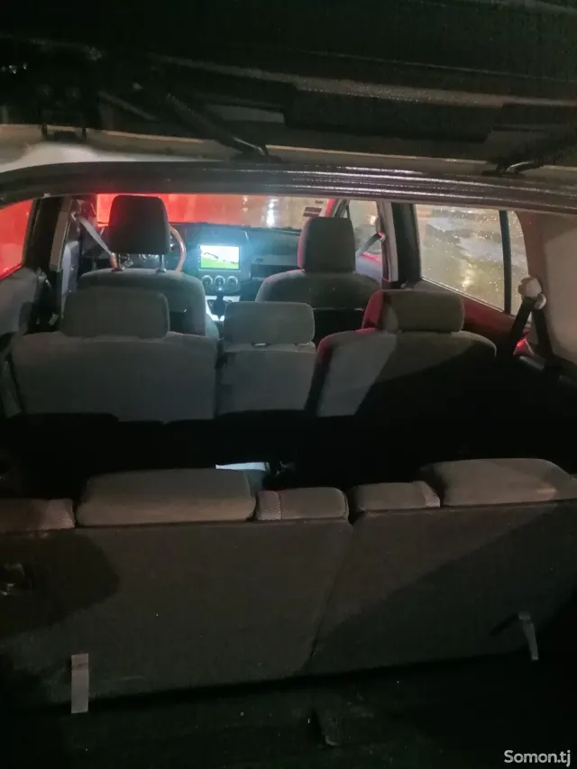 Mazda 5 2007 · 2.0 MT