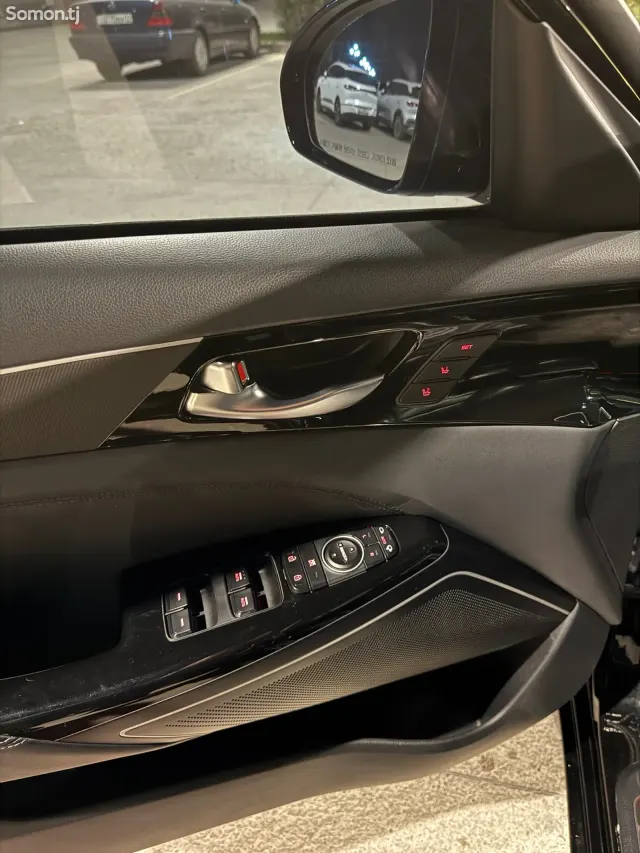 Kia K7 2016 · 2.4 AT