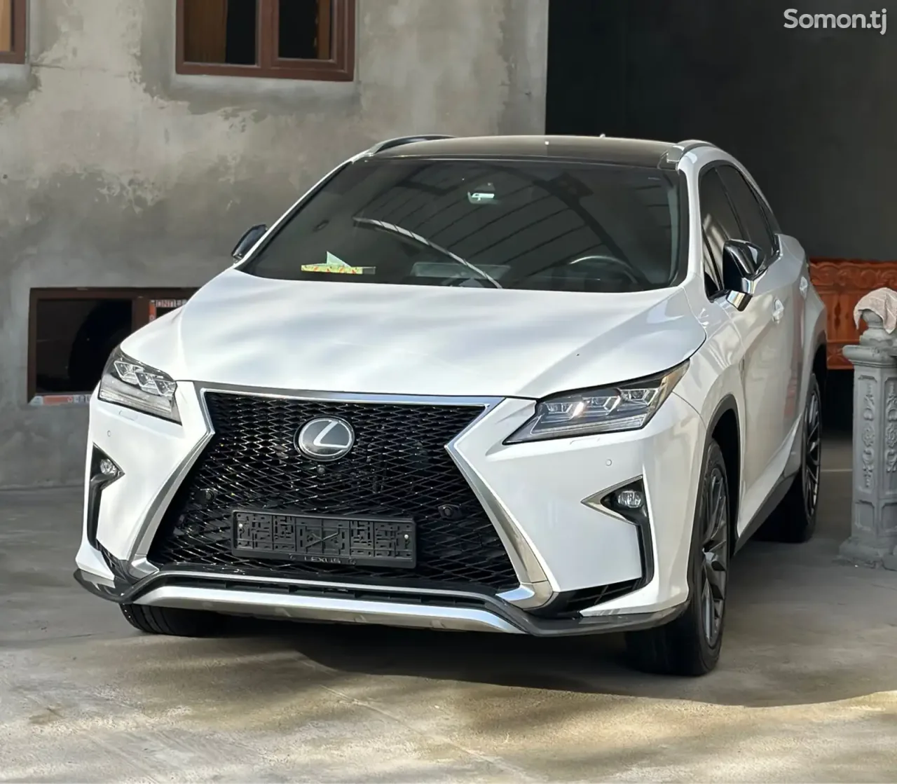 Lexus RX series 2017 · 3.5 AT