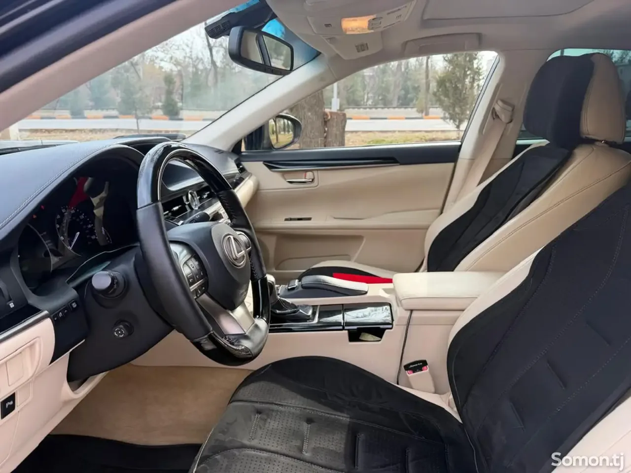 Lexus ES series 2015 · 2.5 AT