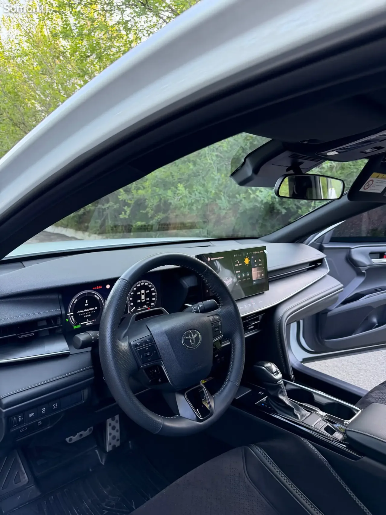 Toyota Camry 2025 · 2.0 AT
