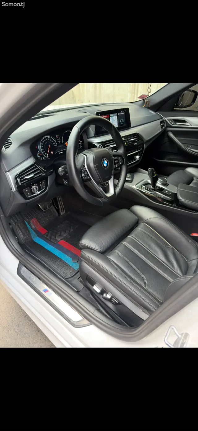 BMW 5 series 2017 · 2.0 AT