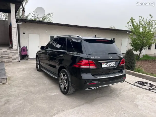 Mercedes-Benz GLE class 2016 · 3.0 AT