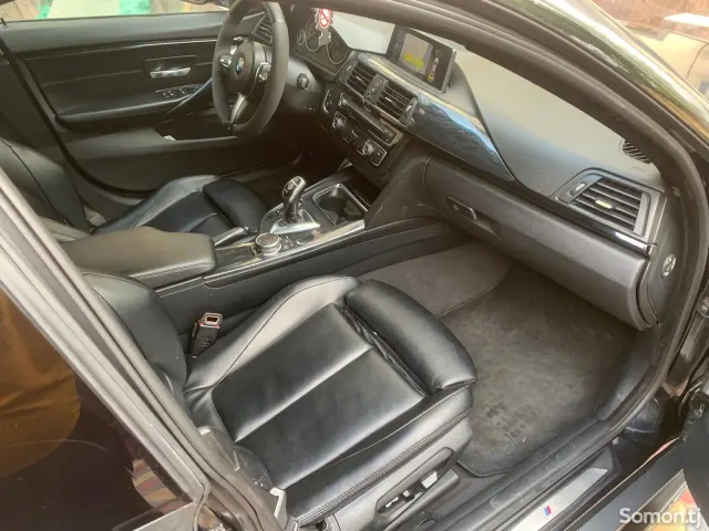 BMW 4 series 2015 · 2.0 AT
