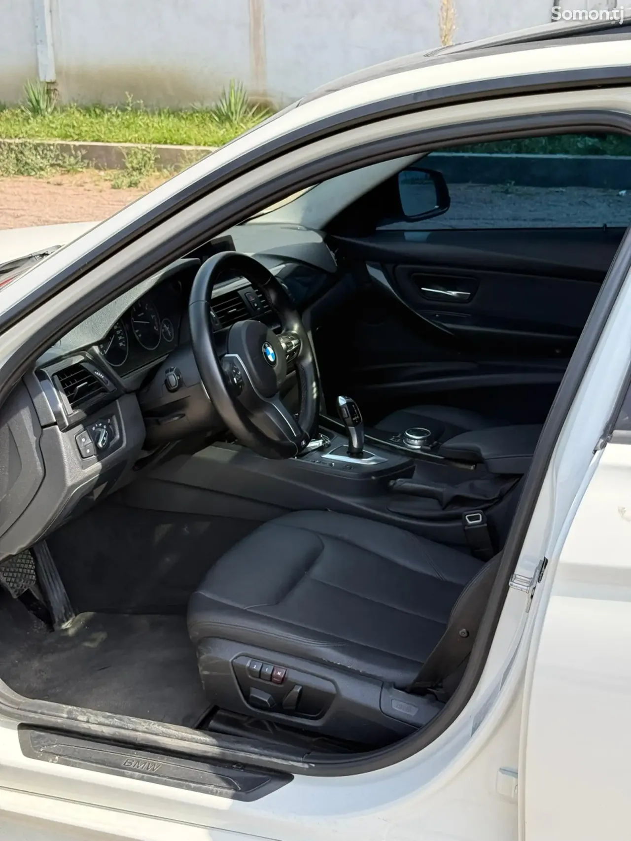 BMW 3 series 2014 · 2.0 AT