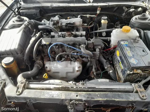 Daewoo Leganza 1997 · 1.8 MT