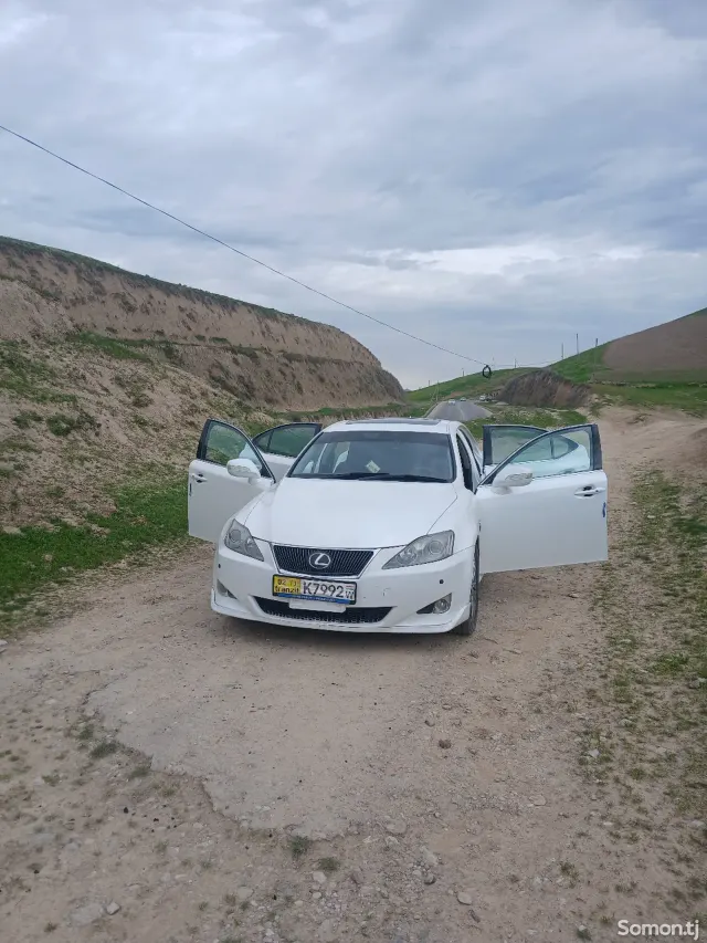 Lexus IS series 2007 · 2.5 AT