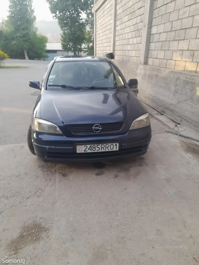 Opel Astra G 1998 · 0.6 MT