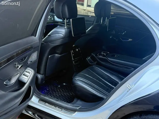 Mercedes-Benz S class 2014 · 4.7 AT