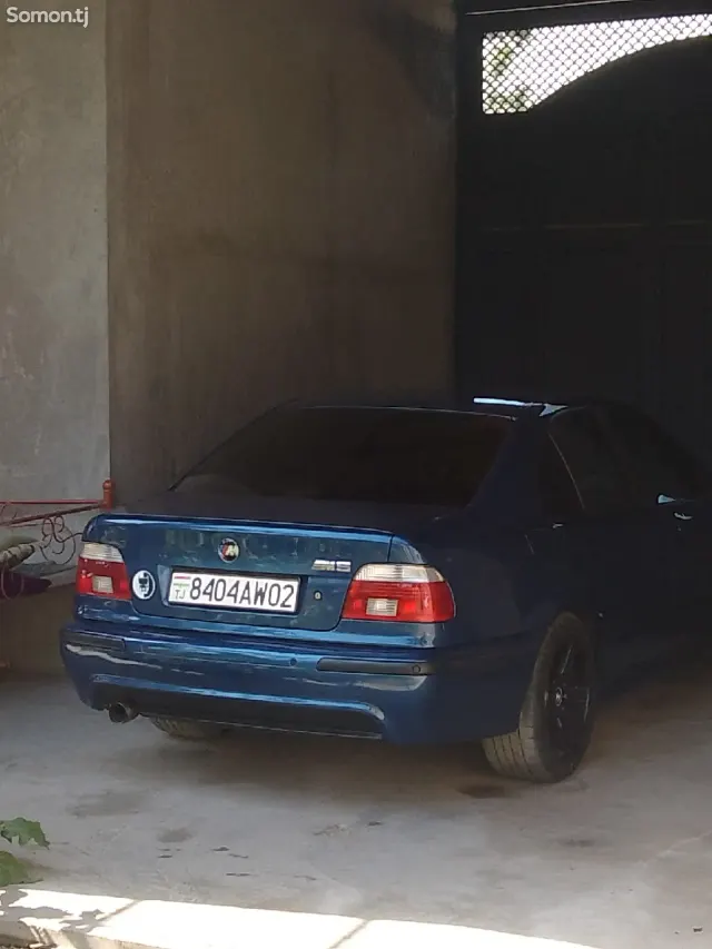 BMW 5 series 2001 · 2.2 MT