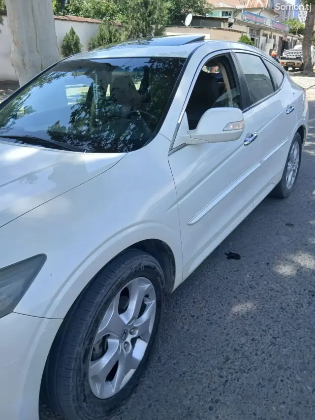 Honda Accord 2010 · 3.5 AT