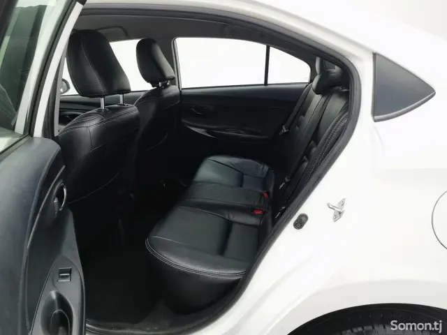 Toyota Corolla 2017 · 1.5 AT