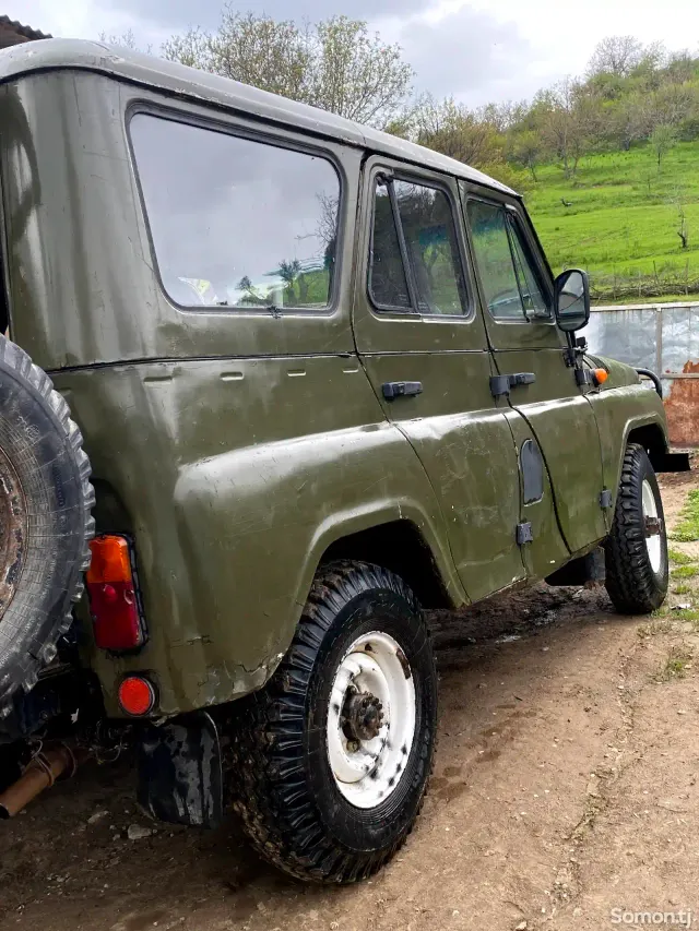 УАЗ 3151 2003 · 1.6 MT