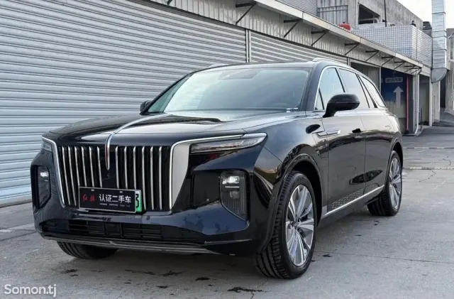Hongqi E-HS9 2025 · AT