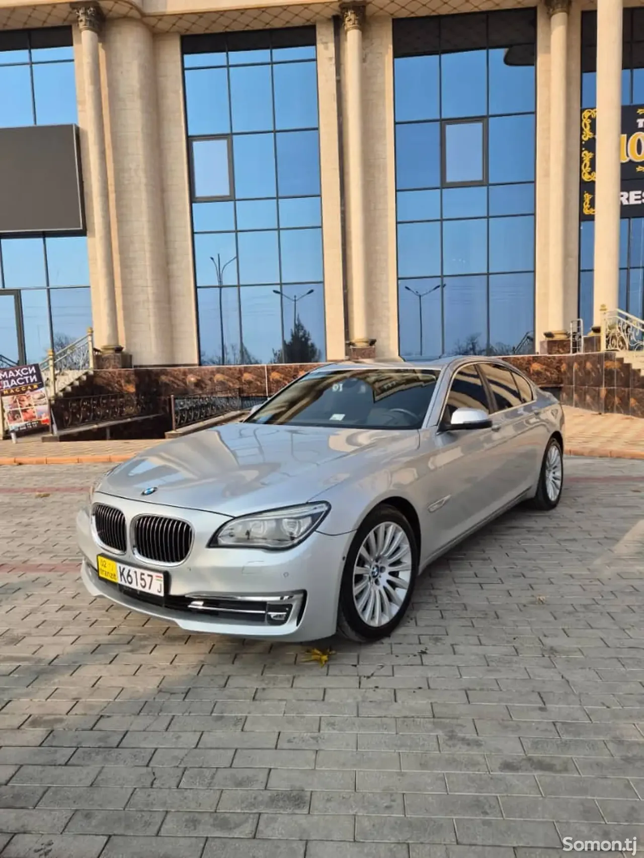 BMW 7 series 2013 · 3.0 AT