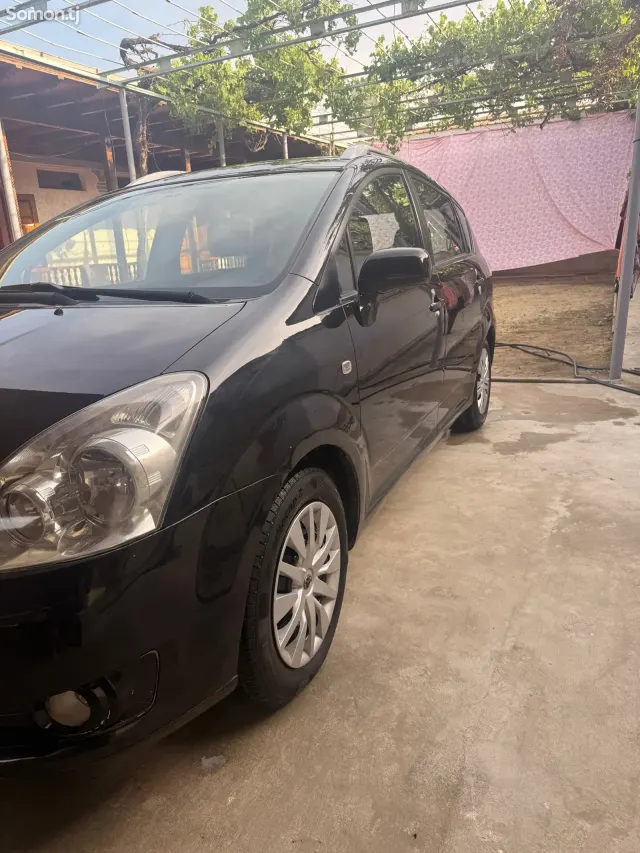 Toyota Verso 2007 · 1.8 MT