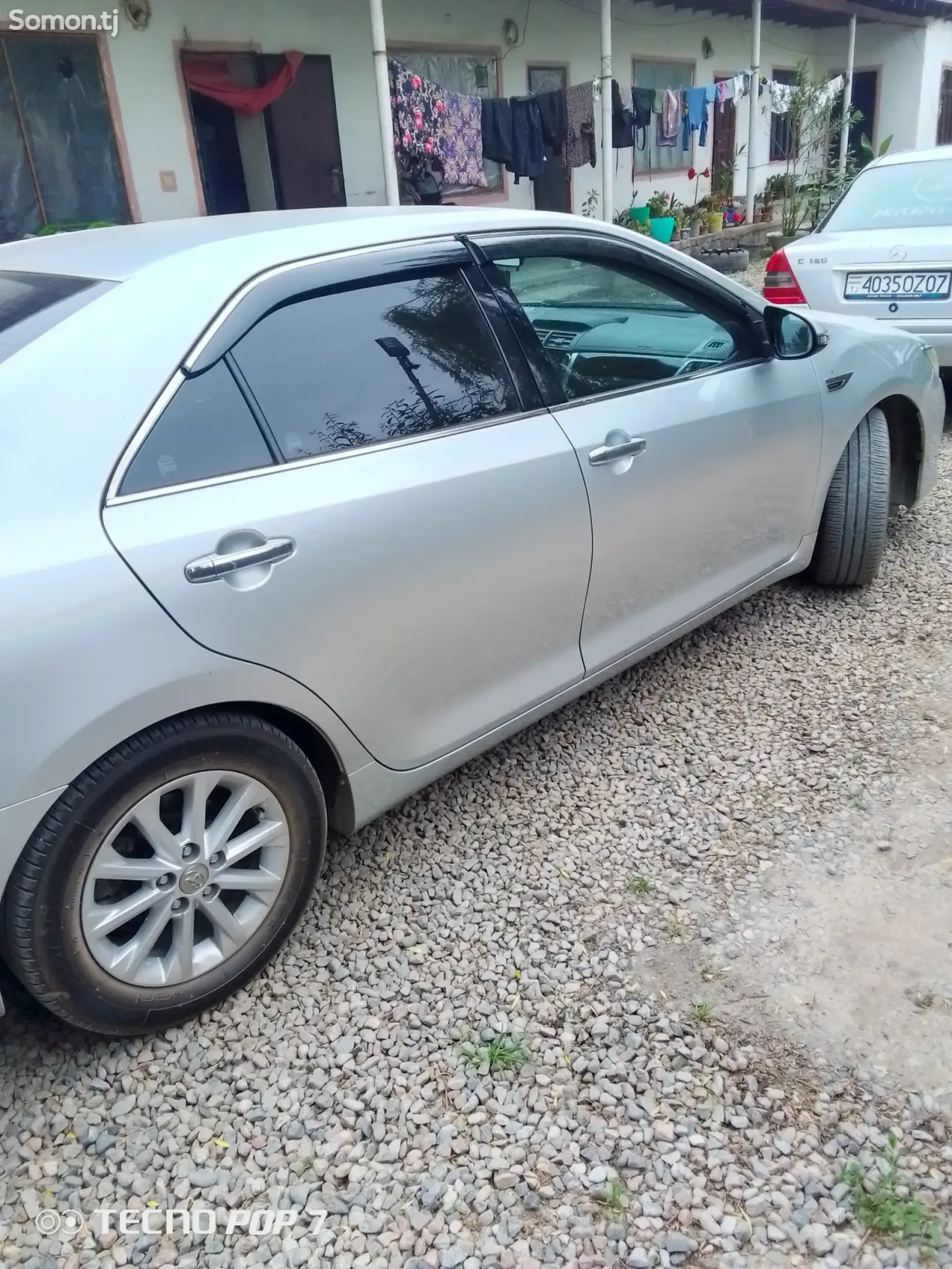 Toyota Camry 2015 · 2.0 AT