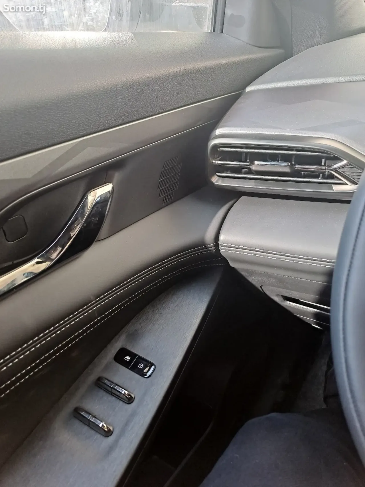 Dongfeng L7 2025 · AMT