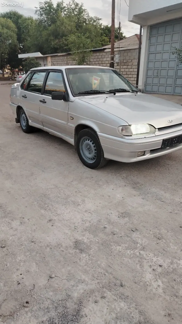 Lada (ВАЗ) 2115 2004 · MT