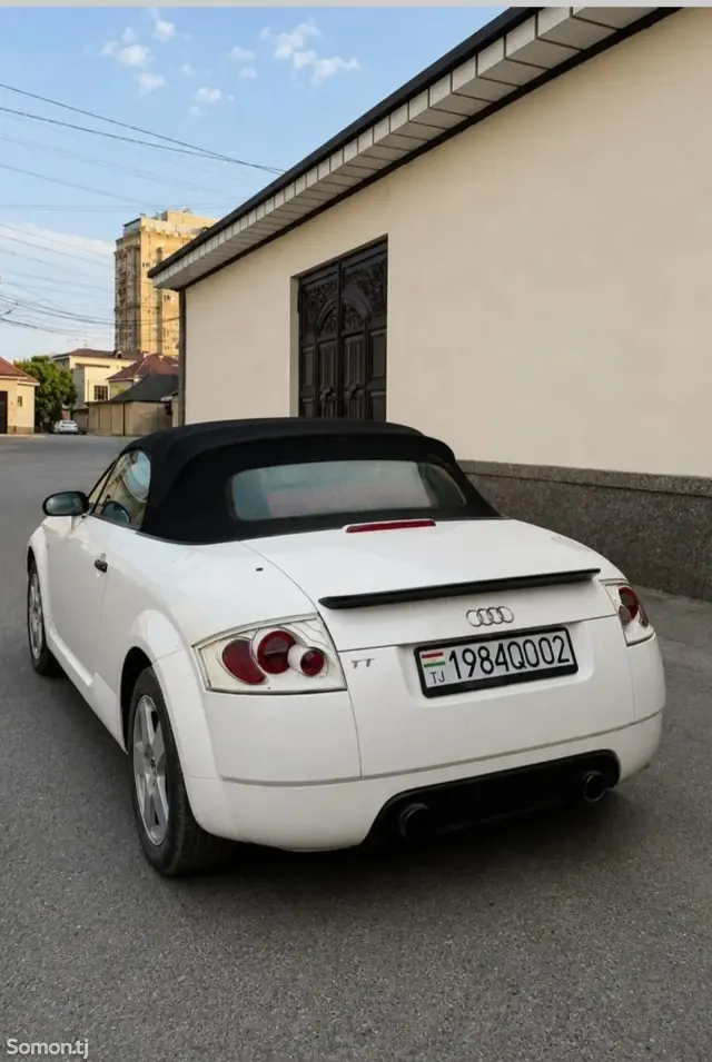 Audi TT 2003 · 2.0 MT