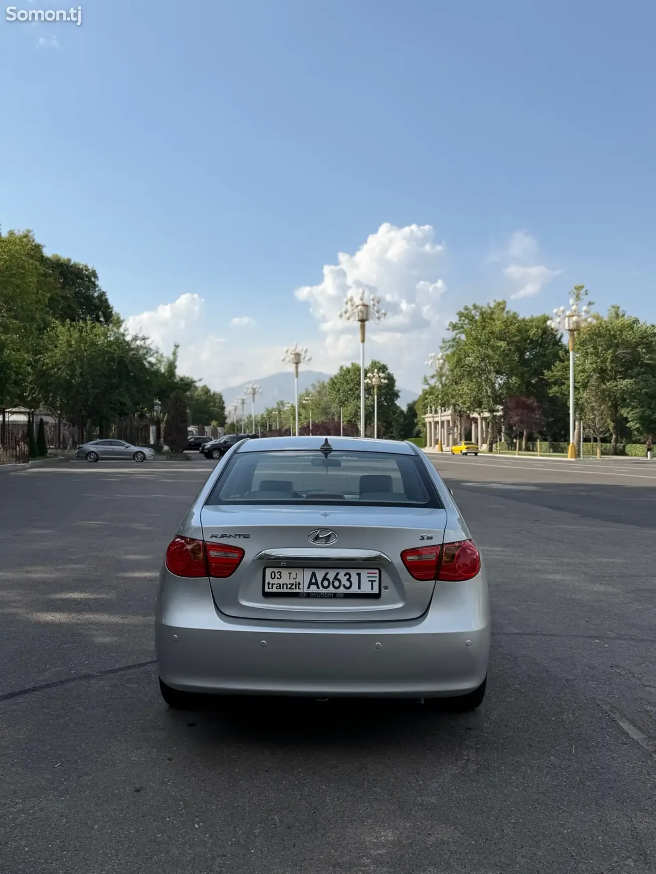 Hyundai Avante 2010 · 1.6 AT