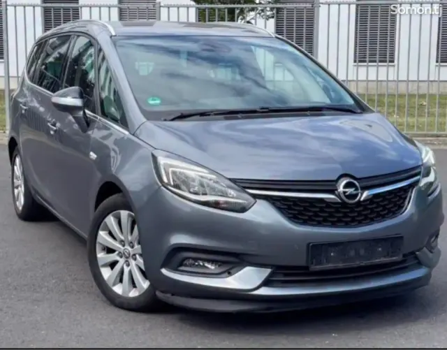 Opel Zafira 2017 · 1.6 AT