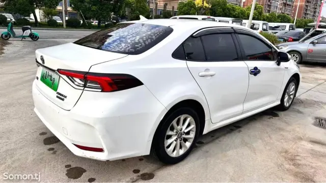 Toyota Corolla 2019 · 1.8 AT