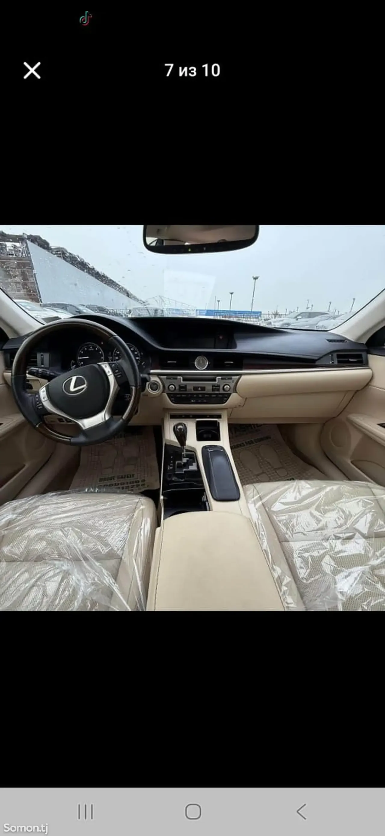 Lexus ES series 2015 · 3.5 AT