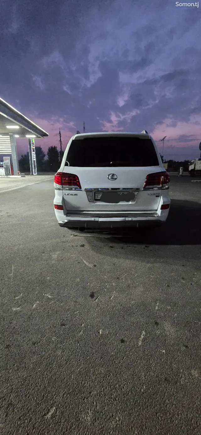 Lexus LX series 2009 · 4.8 AT
