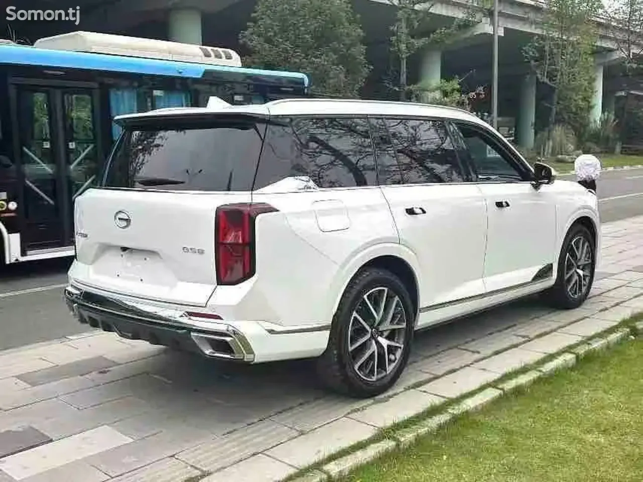 GAC Trumpchi GS8 2024 · 2.0 AT