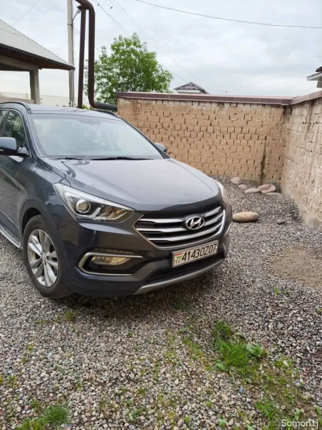 Hyundai Santa Fe 2015 · 2.0 AT