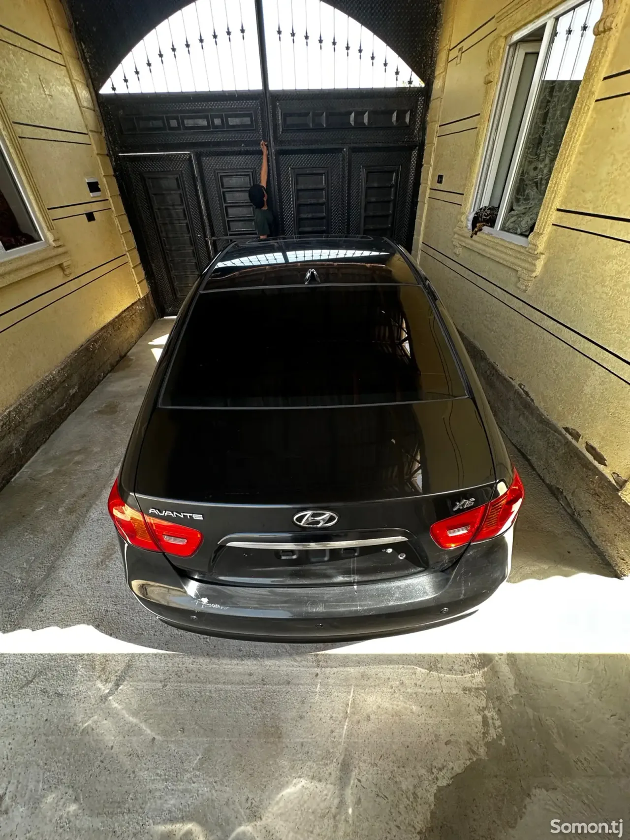 Hyundai Avante 2009 · 1.6 AT