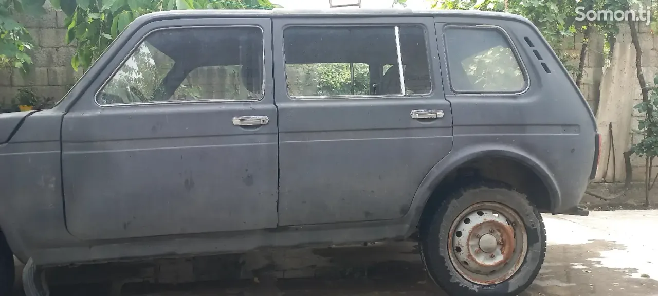Lada (ВАЗ) Нива 2003 · 1.7 MT