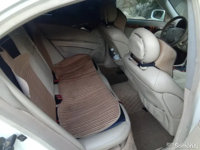 Mercedes-Benz E class 2003 · 2.4 AT