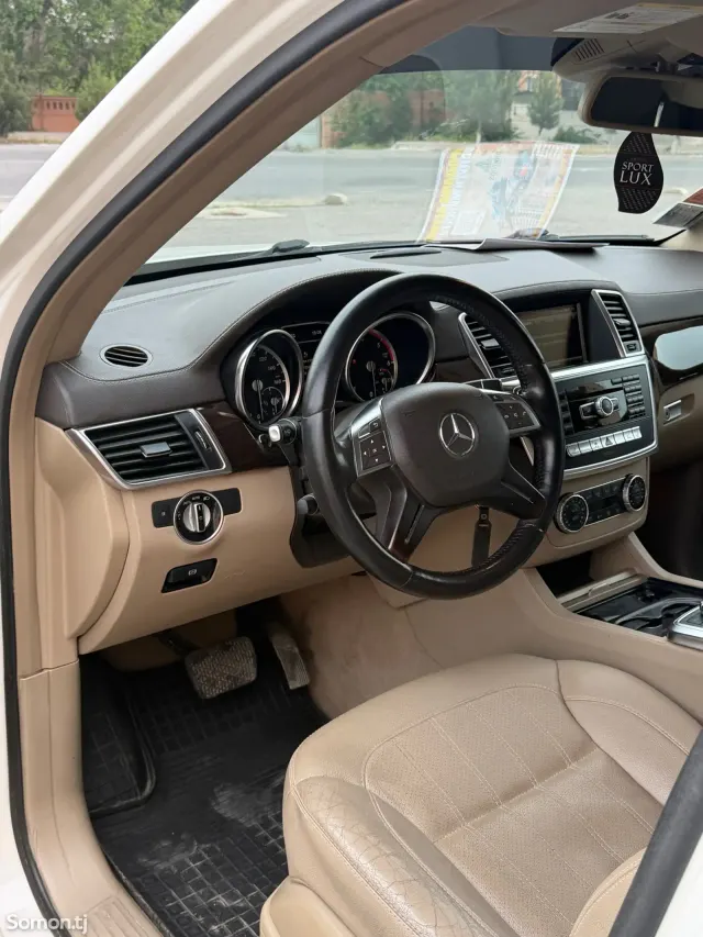 Mercedes-Benz GLS 2014 · 3.0 AT