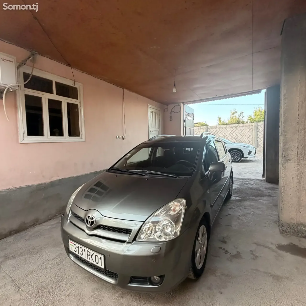 Toyota Verso 2006 · 1.8 MT