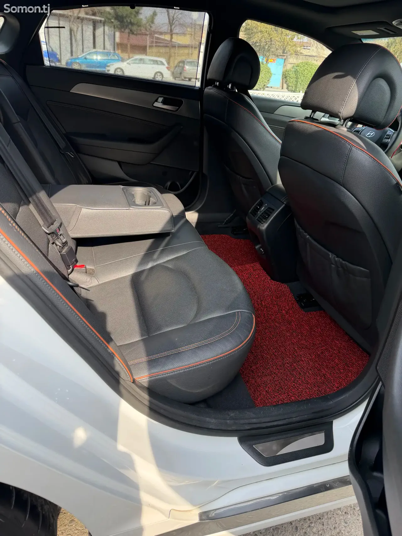 Hyundai Sonata 2015 · 2.0 AT