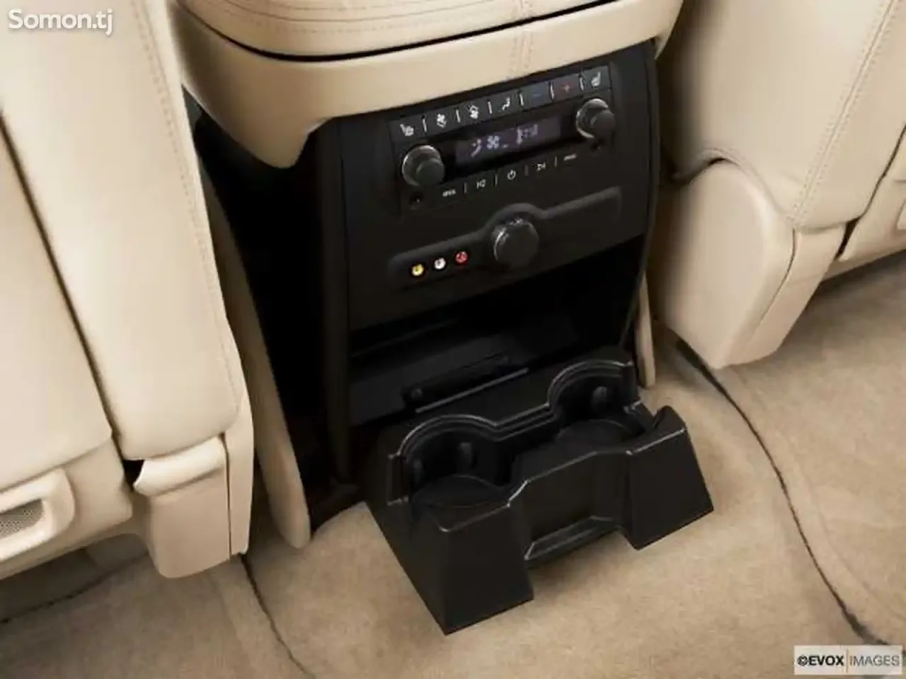 Cadillac Другая модель 2007 · 6.2 AT