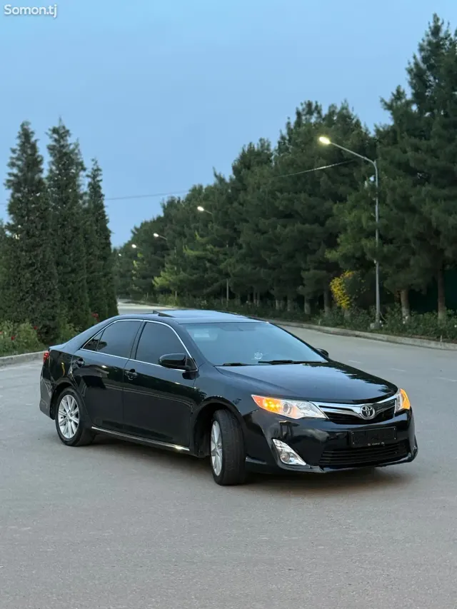 Toyota Camry 2012 · 3.5 AT