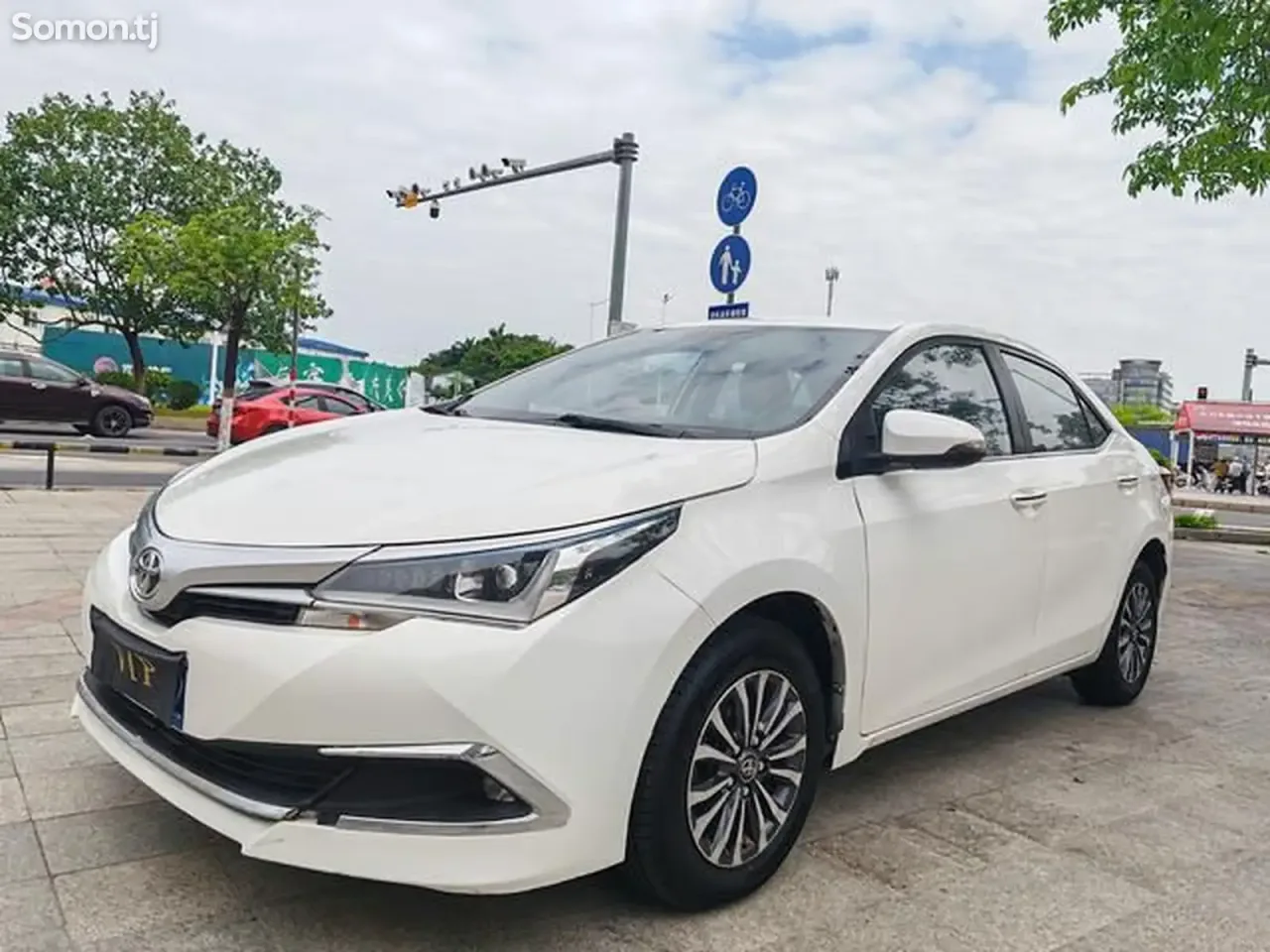 Toyota Corolla 2017 · 1.8 AT