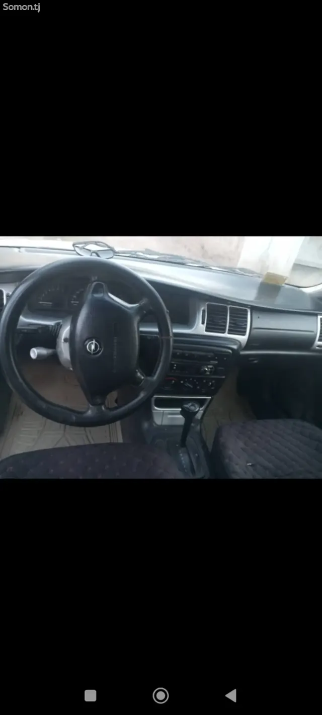 Opel Vectra B 2000 · 1.8 AT