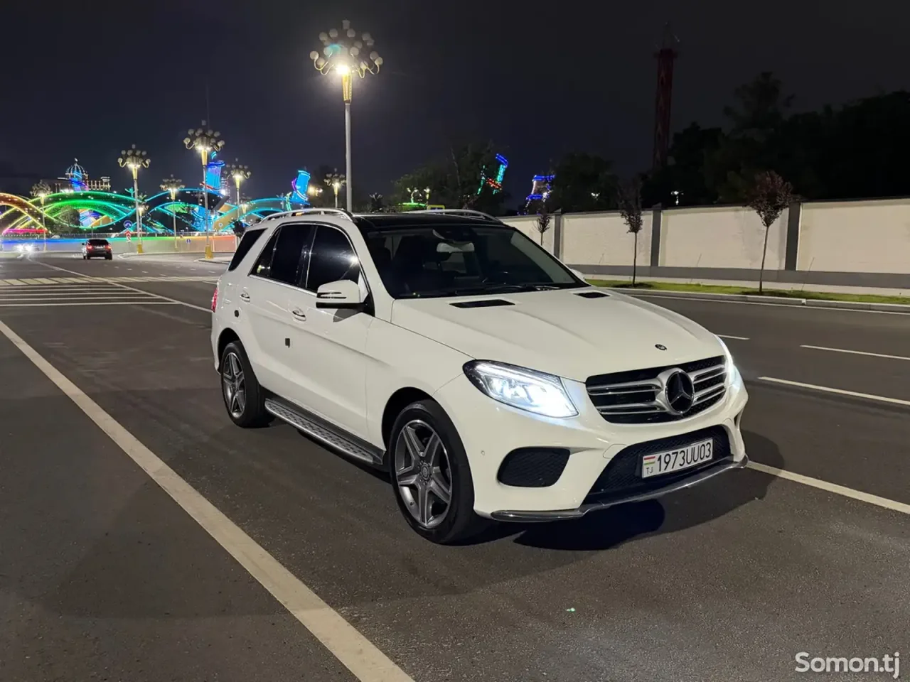 Mercedes-Benz GLE class 2016 · 3.0 AT