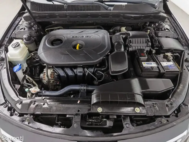 Kia K5 2014 · 2.0 AT