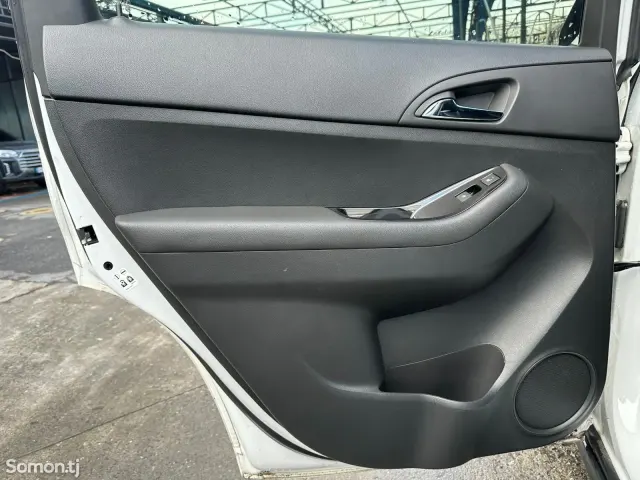 Chevrolet Orlando 2015 · 1.6 AT