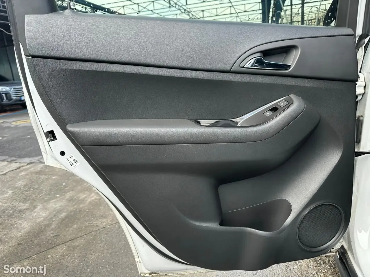Chevrolet Orlando 2015 · 1.6 AT